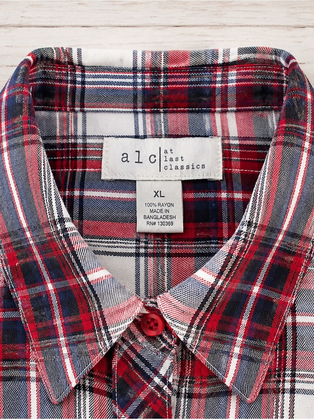 A.L.C. Plaid Button Front Rayon Blouse XL Red Black Long Sleeve Pocket Shirt - Picture 3 of 3